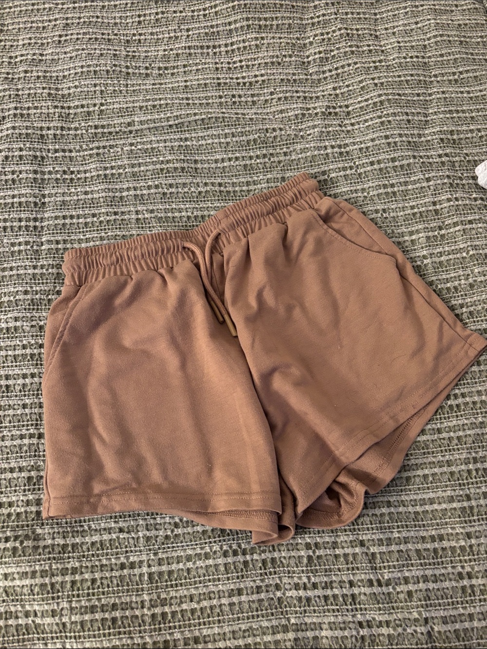 Everyday Drawstring Cotton-Blend Shorts - Tan